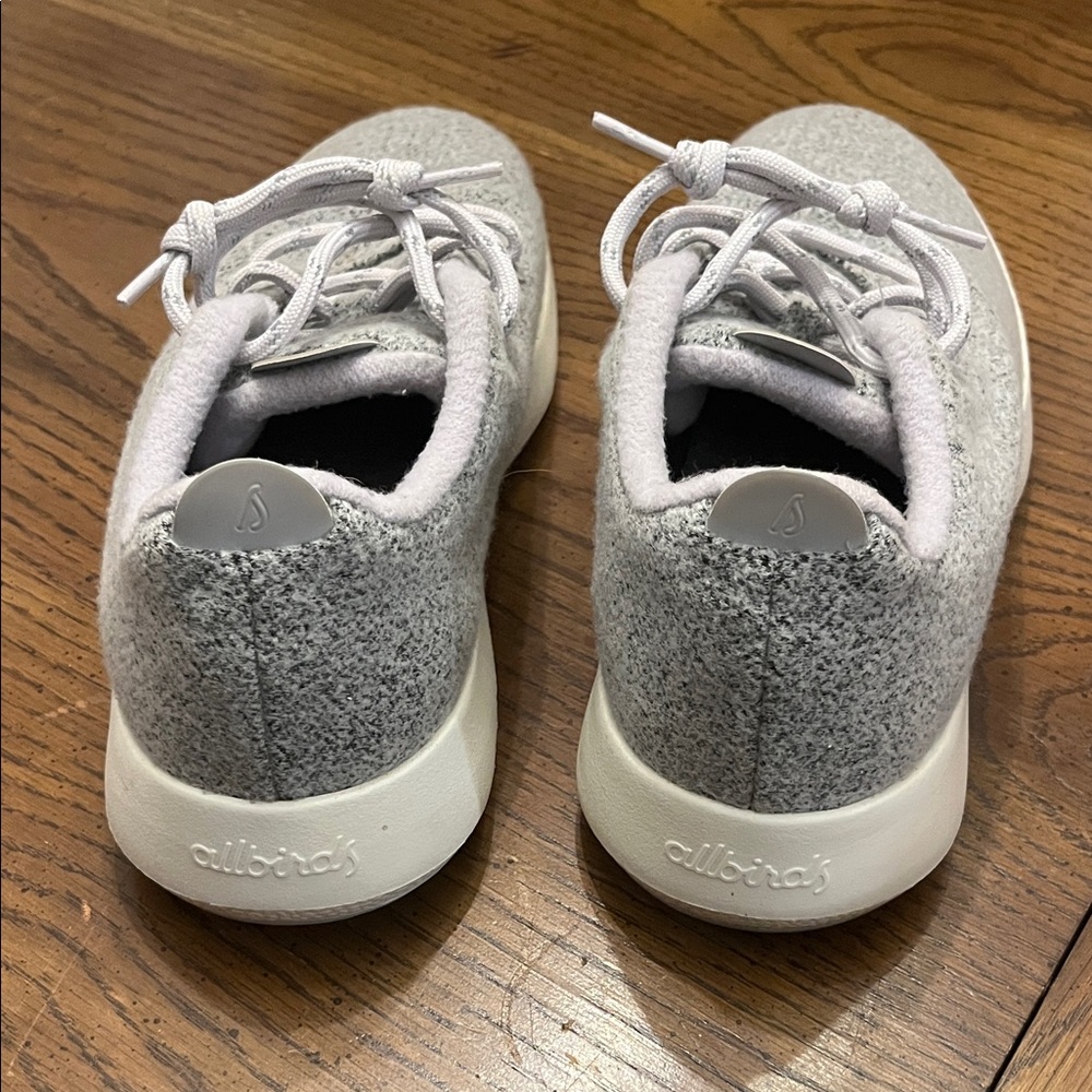 Allbirds Men's Wool Runner sneaker, size‎ 11 - Picture 3 of 12